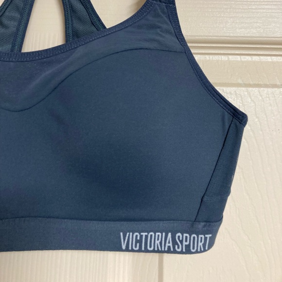 Victoria’s Secret Victoria Sport Racerback Sports Bra size 36B - Picture 2 of 7
